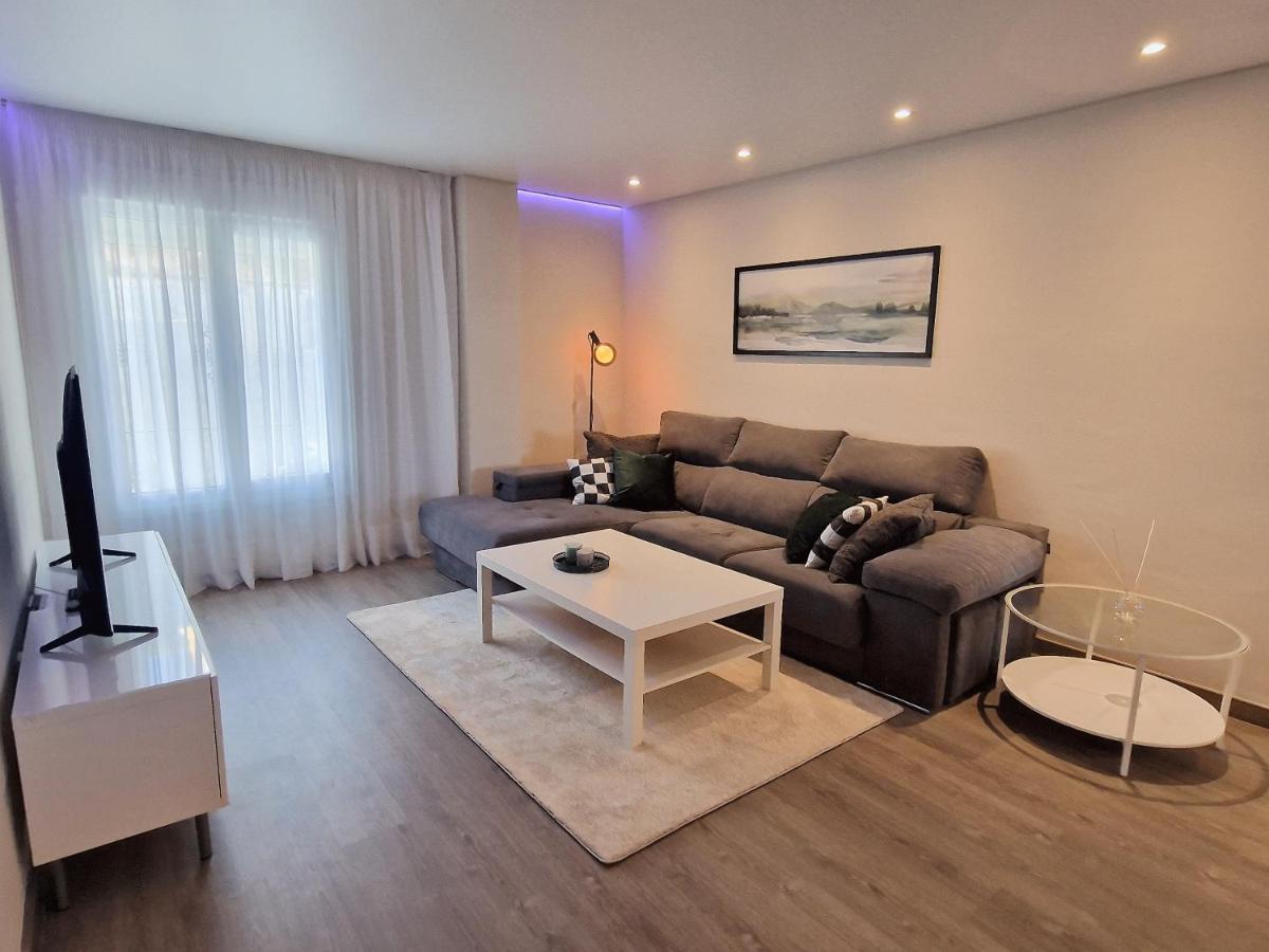 Emerald Apartment - Spacious Modern 2 Bedroom Benalmádena Extérieur photo